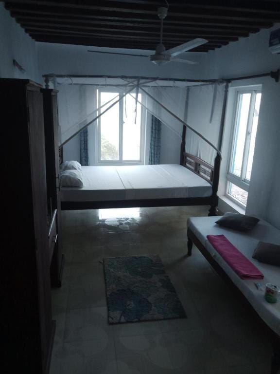 Bahari Kitendetini Bed and Breakfast in Lamu
