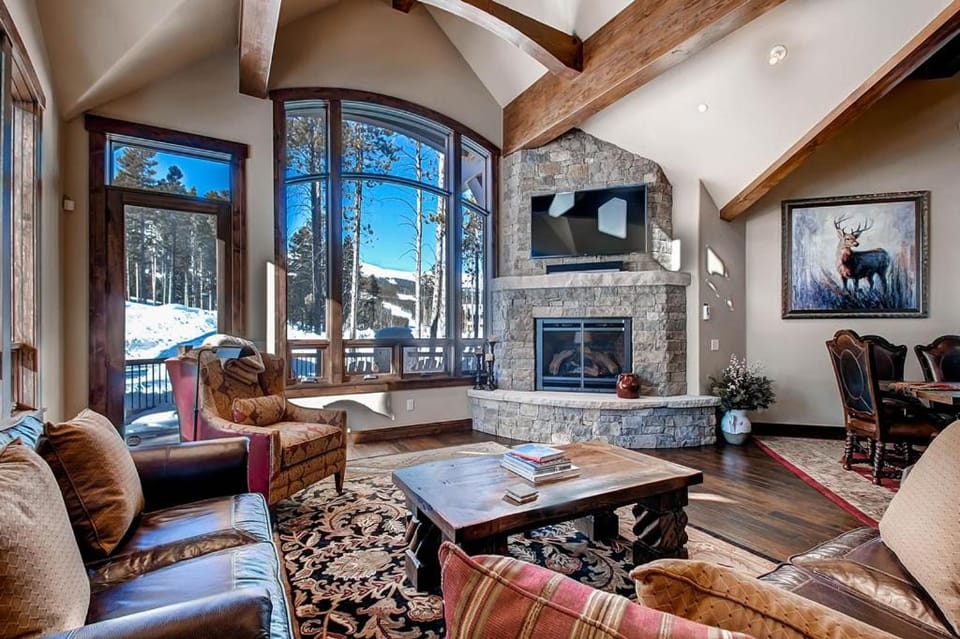 Slopeside Manor, Magnificent Custom Home, Great Amenities House in Breckenridge