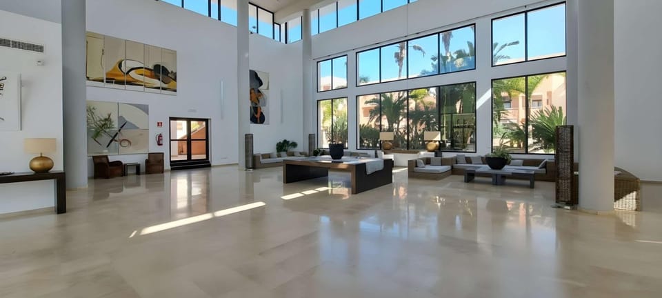 Apartamento con Piscina Terraza y Garaje a 400m de la Playa Apartment in Punta Umbría