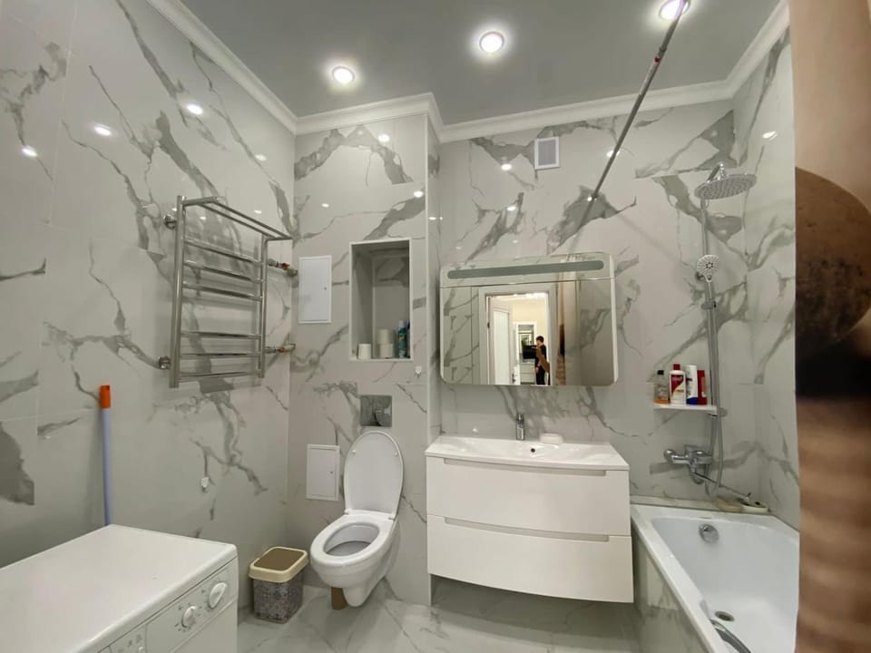 Люкс апартаменты рядом с Ботаническим садом и Астана Арена Apartment in Kazakhstan