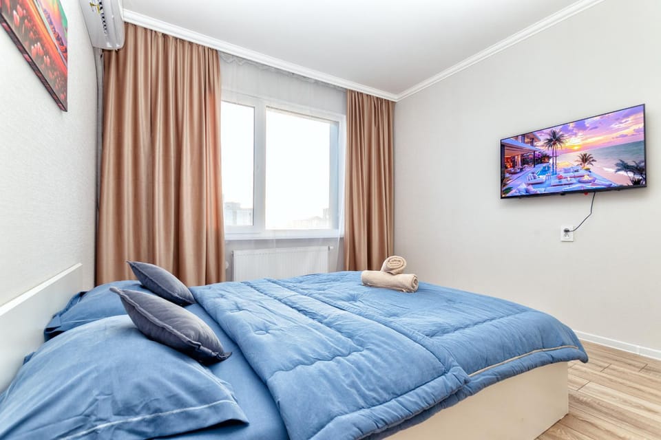 Bed, TV and multimedia
