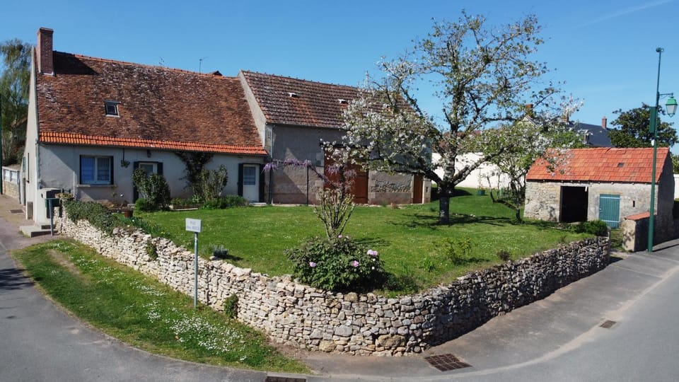 Property building, Garden, Garden view
