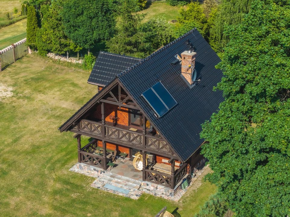 NussDom nad samym jeziorem House in Poland