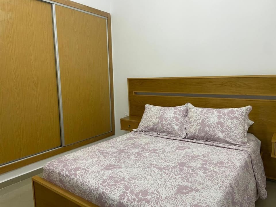 Bel Appartement avec Terrasse Vue Golf & Ocean à Asilah ! Apartment in Tangier-Tétouan-Al Hoceima