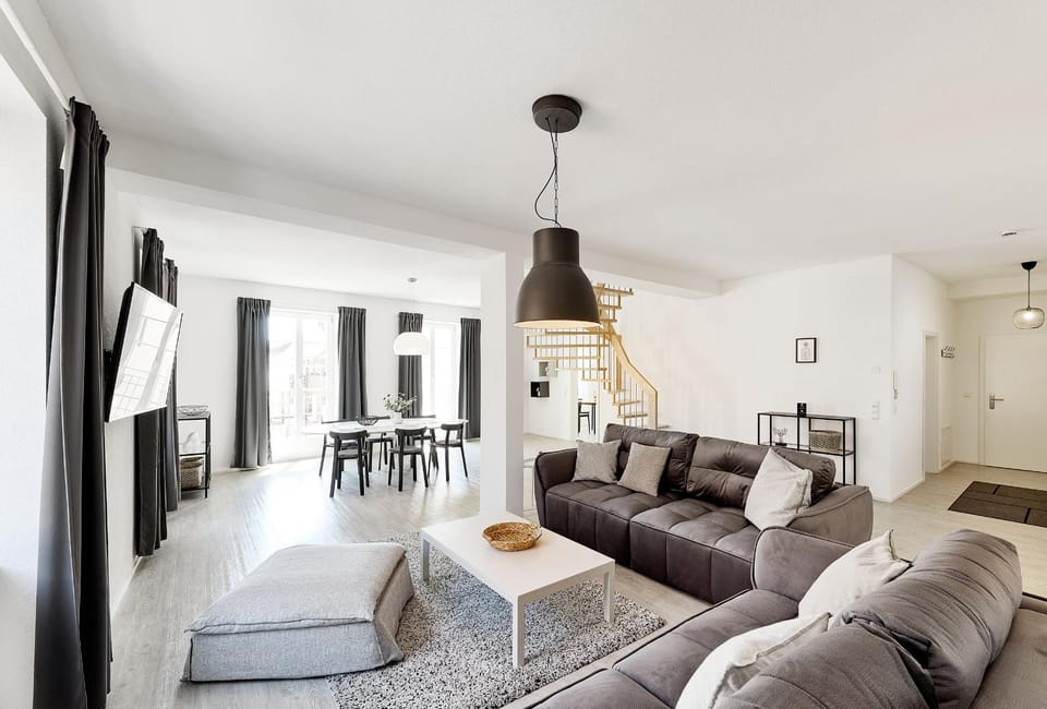 Living room, Seating area, Dining area