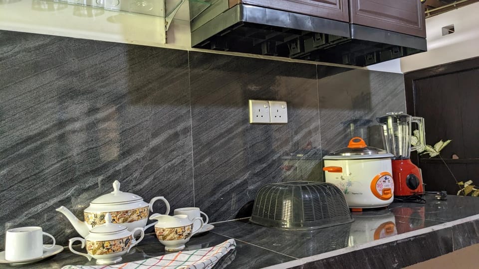 Coffee/tea facilities, Kitchen or kitchenette
