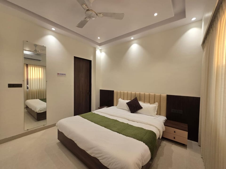 Kamal Bed and Breakfast in Maharashtra