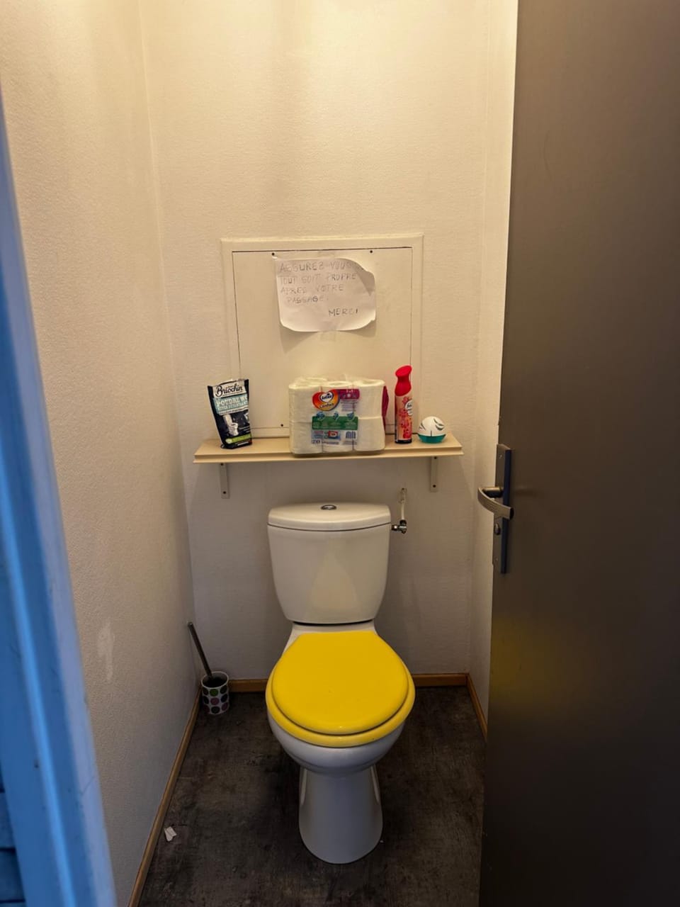 Toilet