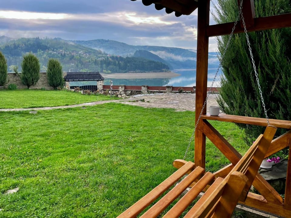 Cabana Panoramic Bicaz House in Romania
