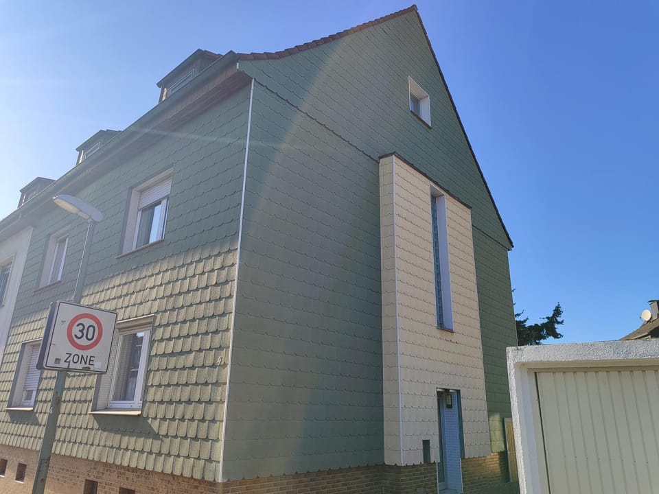 Property building, Facade/entrance