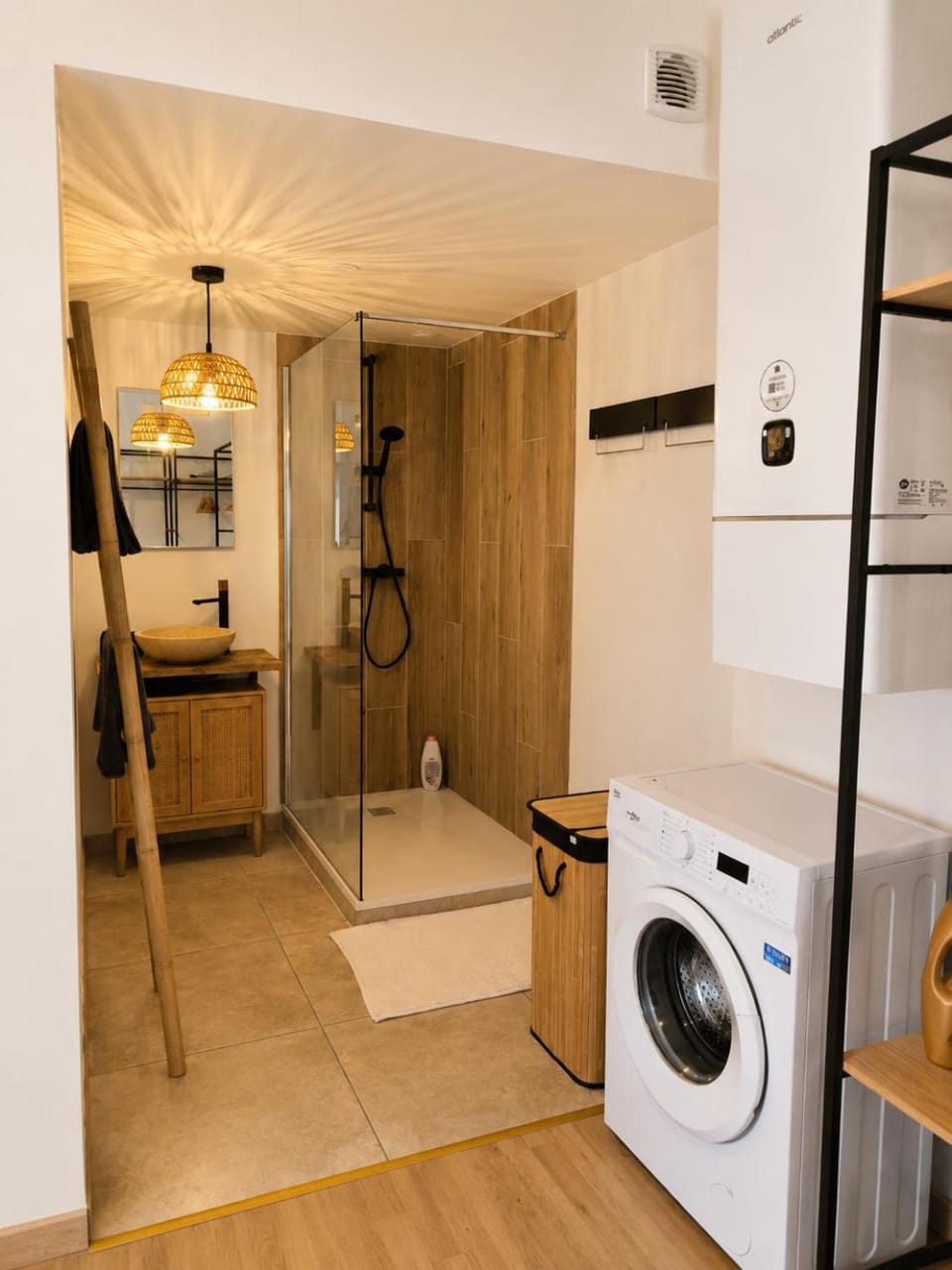 Terra Cotta House Apartment in Auvergne-Rhône-Alpes