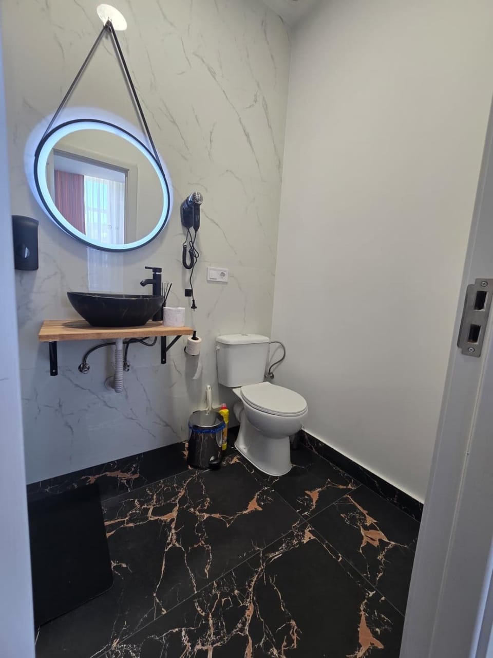 La Nueva Casa De Papel Apartment in Craiova