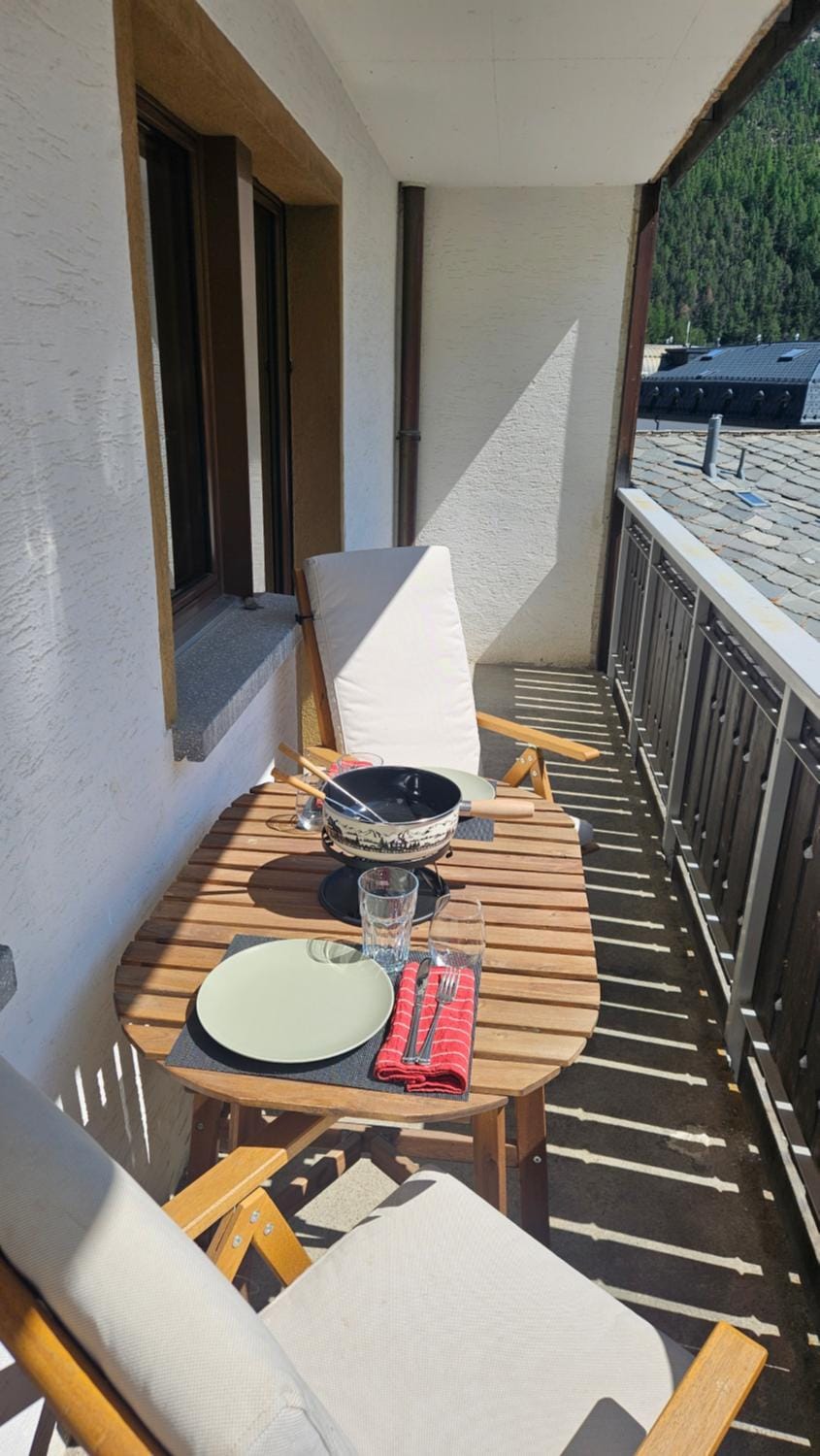 Patio, View (from property/room), Balcony/Terrace, Seating area, Dining area