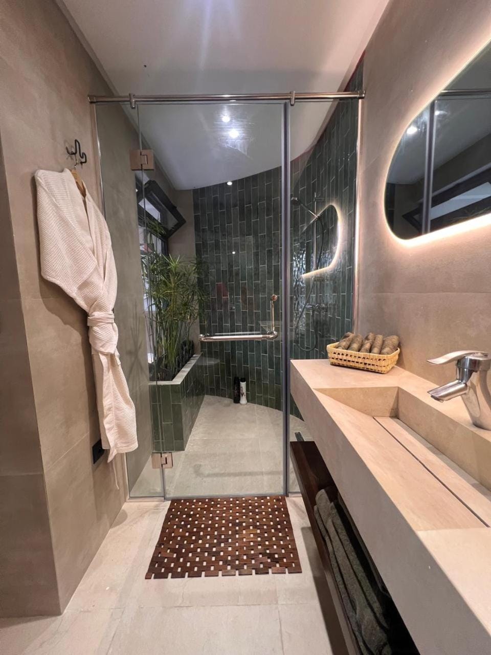 Stay in BOURGOGNE Apartment in Casablanca