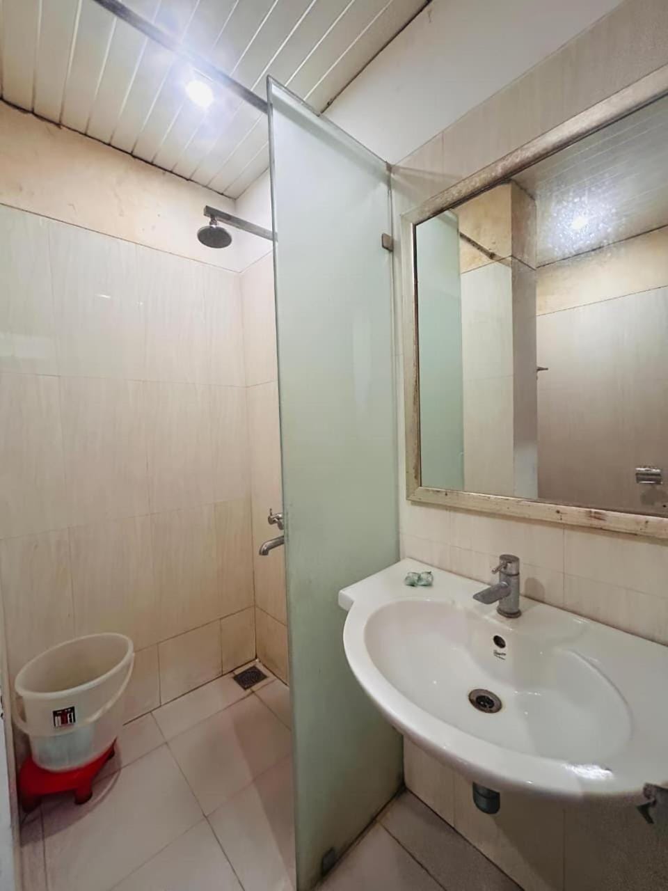 Nuur Resort Hotel in Uttarakhand