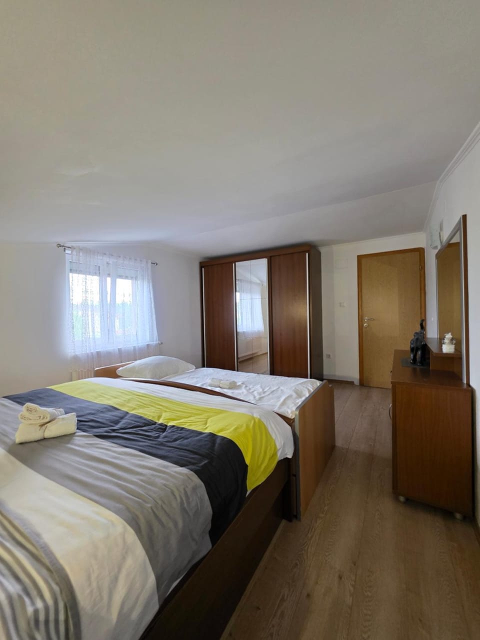 Bed, Bedroom, wardrobe
