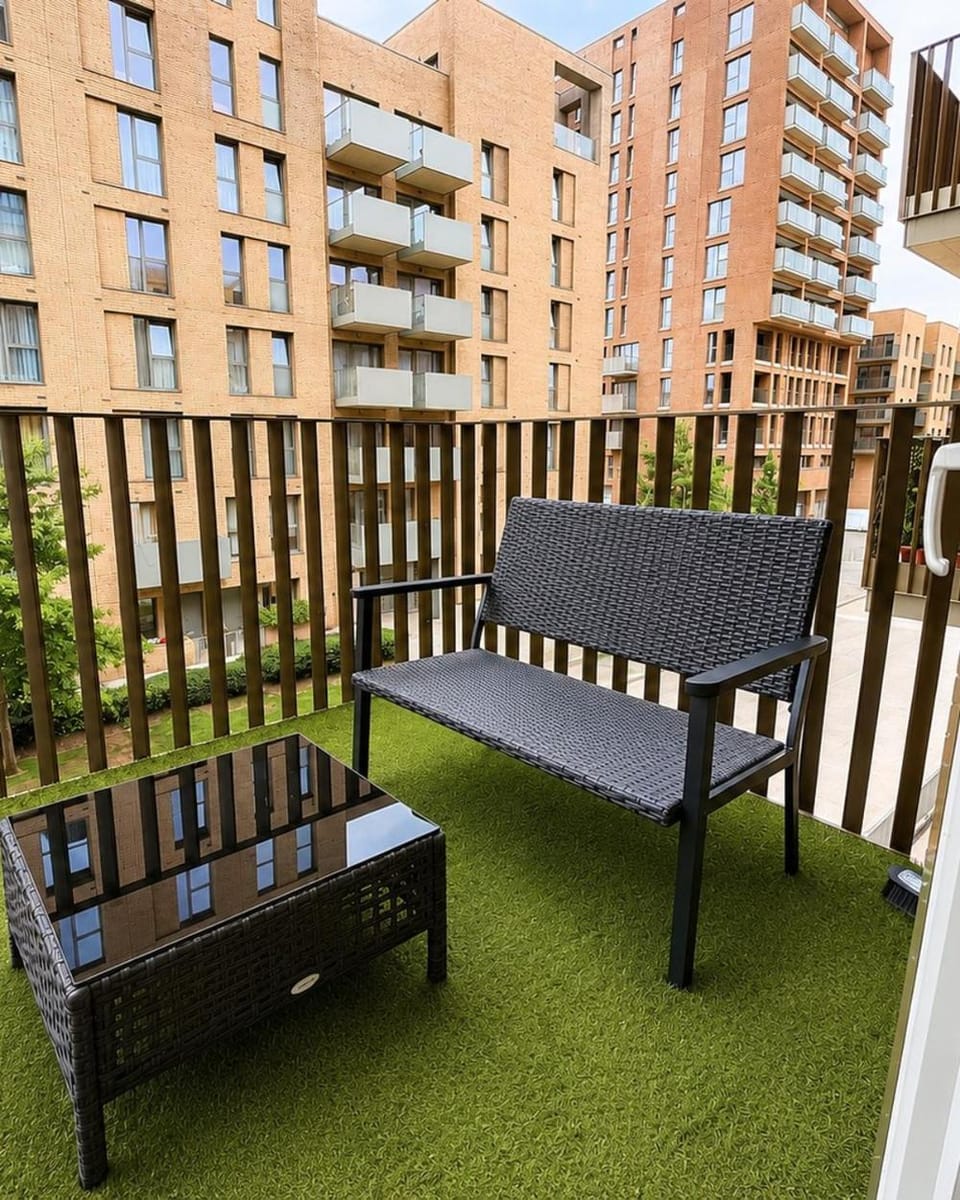 1BR City Escape - Free Gym - Wembley & Kings Cross Apartment in Edgware
