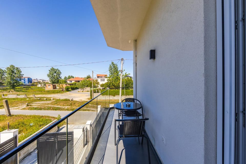 Property building, Day, View (from property/room), Balcony/Terrace, Dining area