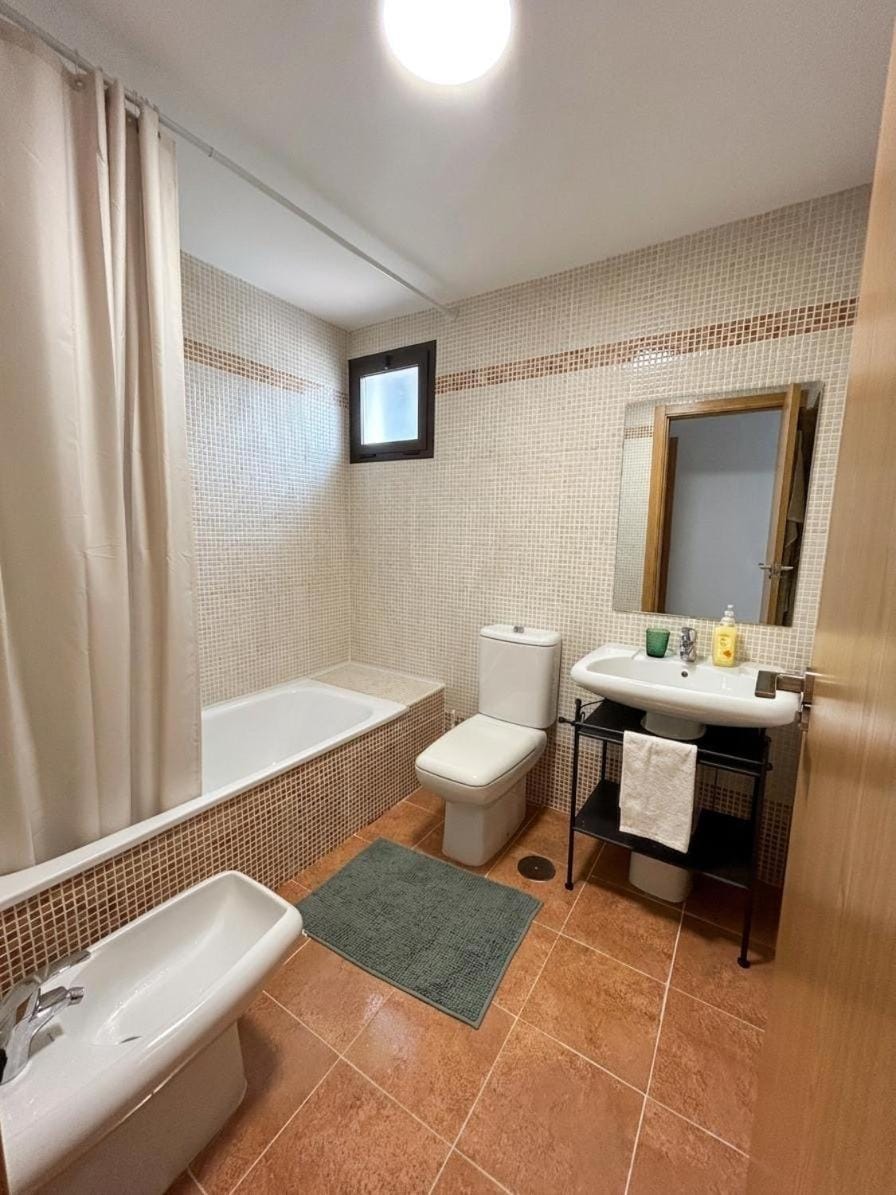 Bathroom, Bath