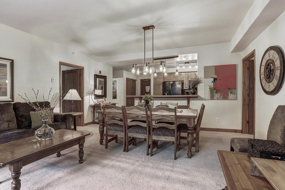 Tyra Riverbend 213: Ski In, Ski Out Breckenridge Condo Apartment in Breckenridge
