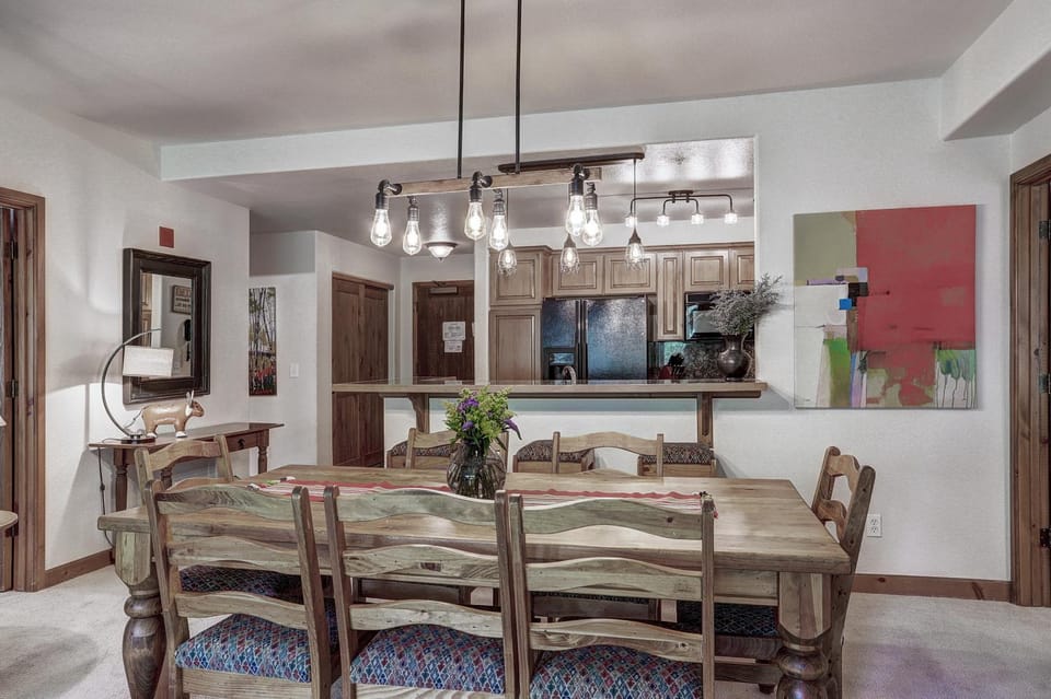 Tyra Riverbend 213: Ski In, Ski Out Breckenridge Condo Apartment in Breckenridge