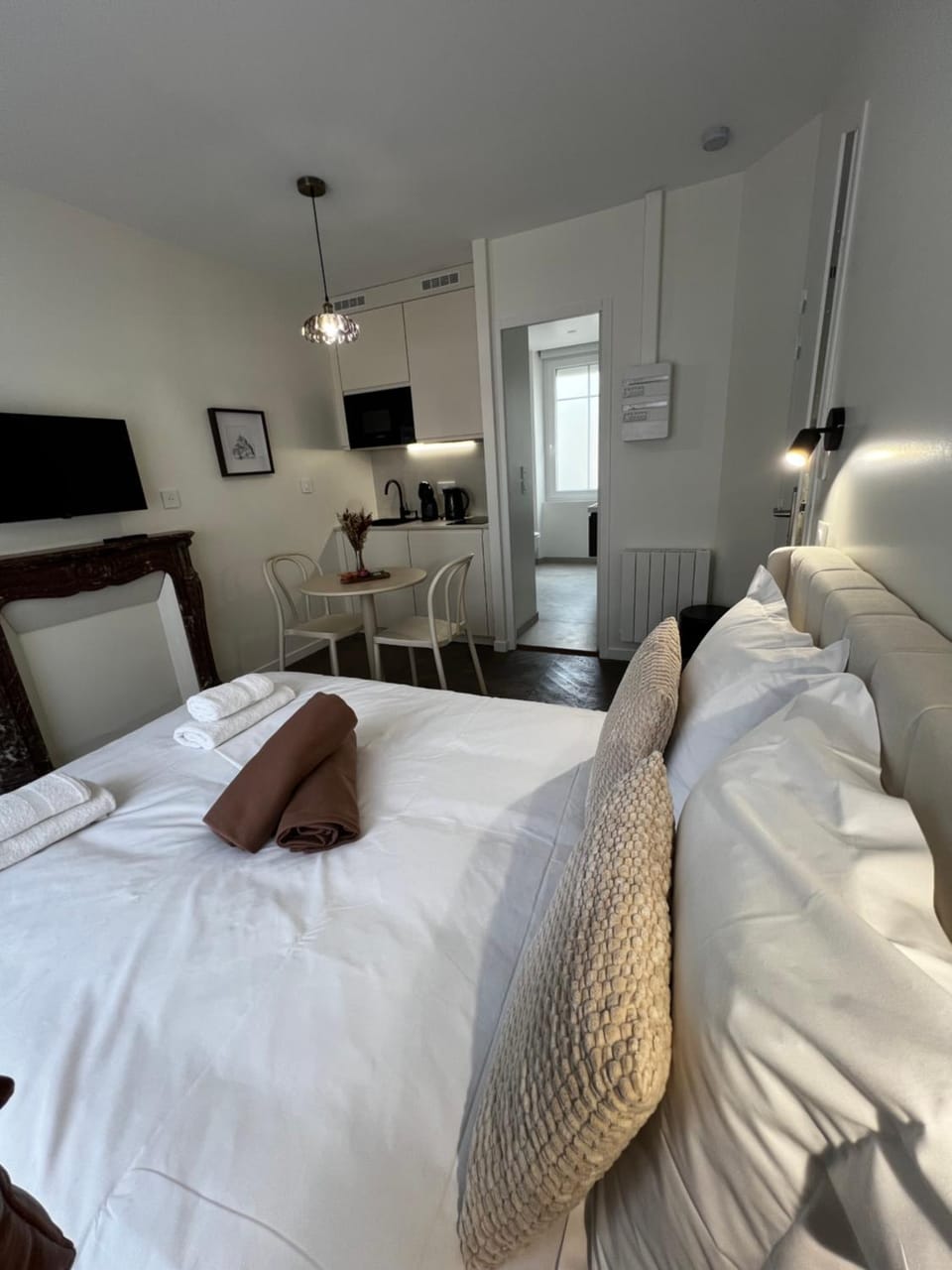Les Suites du Mont - Studio 1 Apartment in Normandy