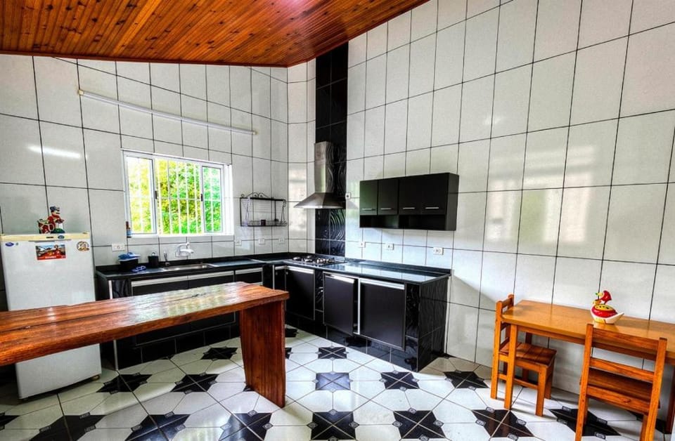 Morada das Oliveiras House in State of São Paulo
