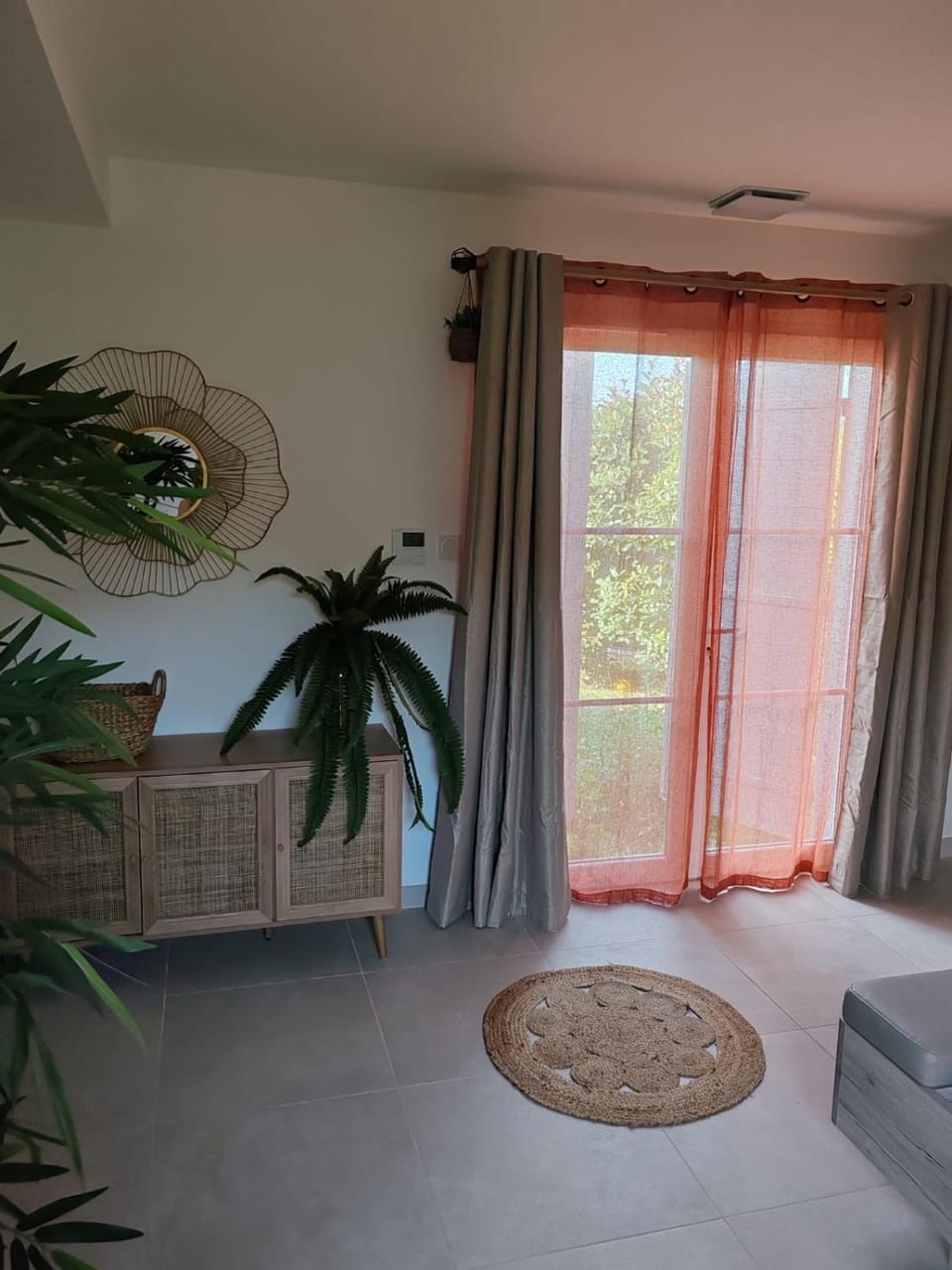 Maison familiale pour 4 personnes avec piscine privée Villa in Pernes-les-Fontaines
