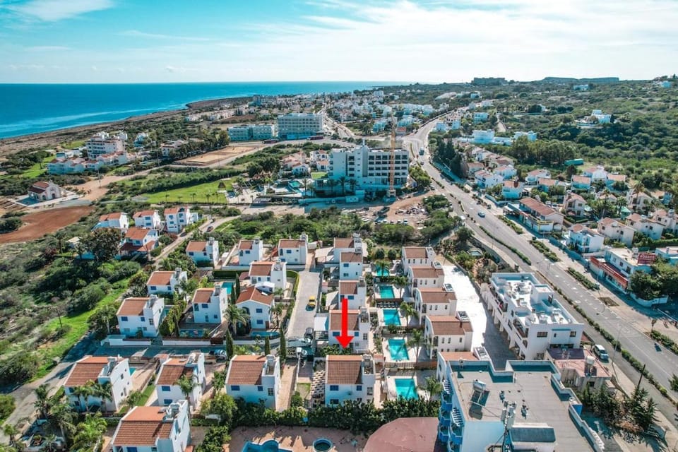 Villa Evace by Multirenrs Villa in Protaras