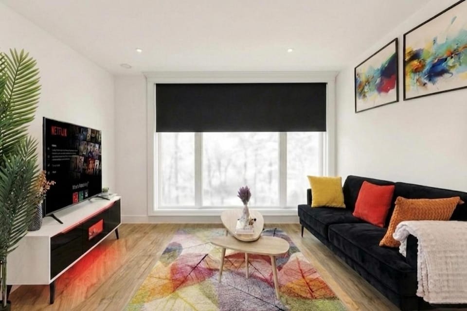Luxury 2-Bed Canning Town Haven Apartment in London
