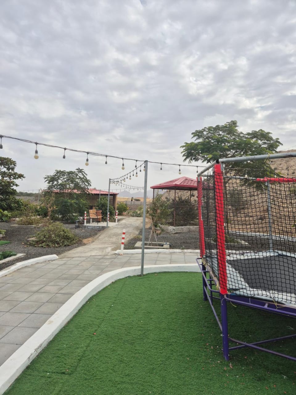 Day, Children play ground