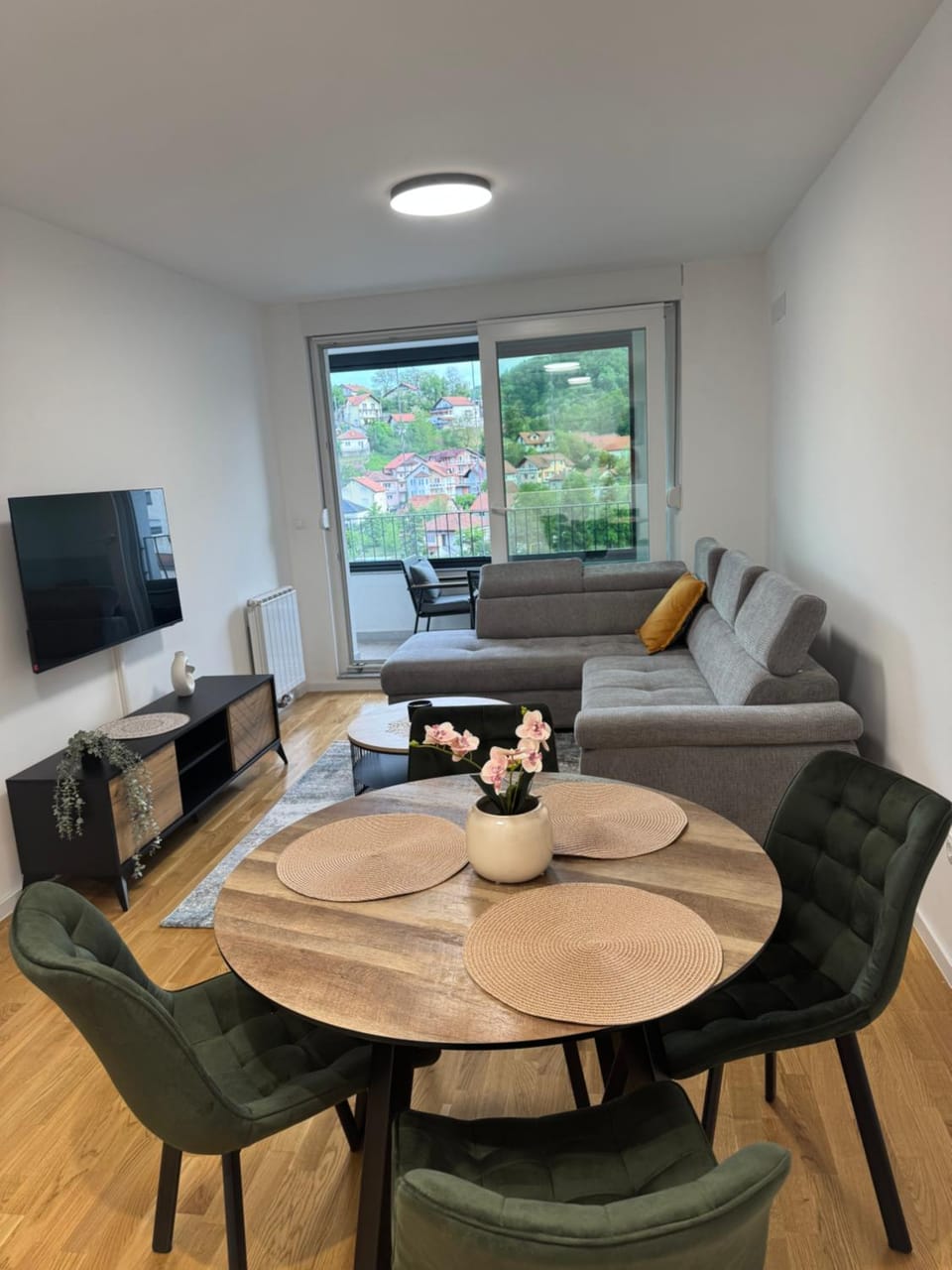 Urban Stay Tuzla - Premium Apartment in Federation of Bosnia and Herzegovina