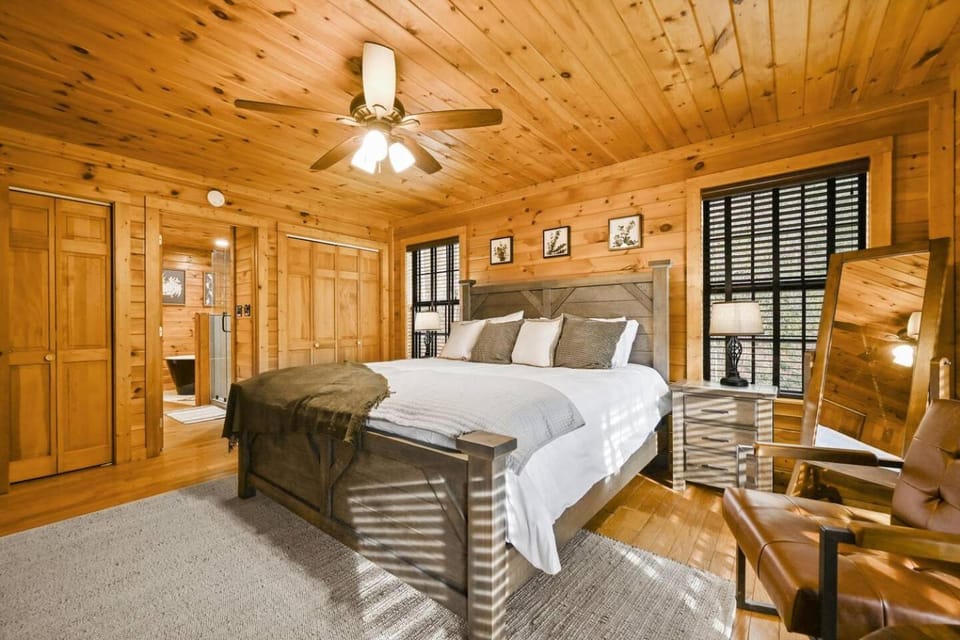 Bed, Bedroom