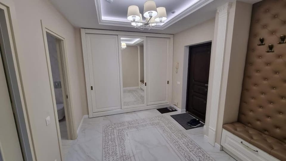 White House - Downtown Luxury Apartment - GrandStay Apartment in Chișinău
