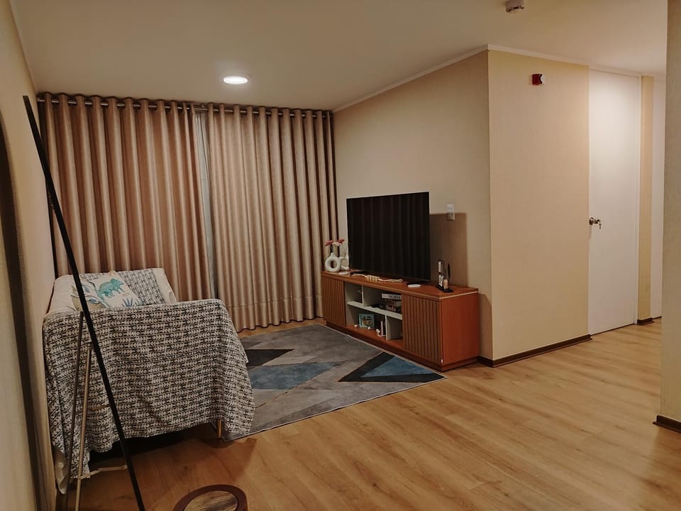 Depa moderno al lado del Mall Comas Apartment in Lima