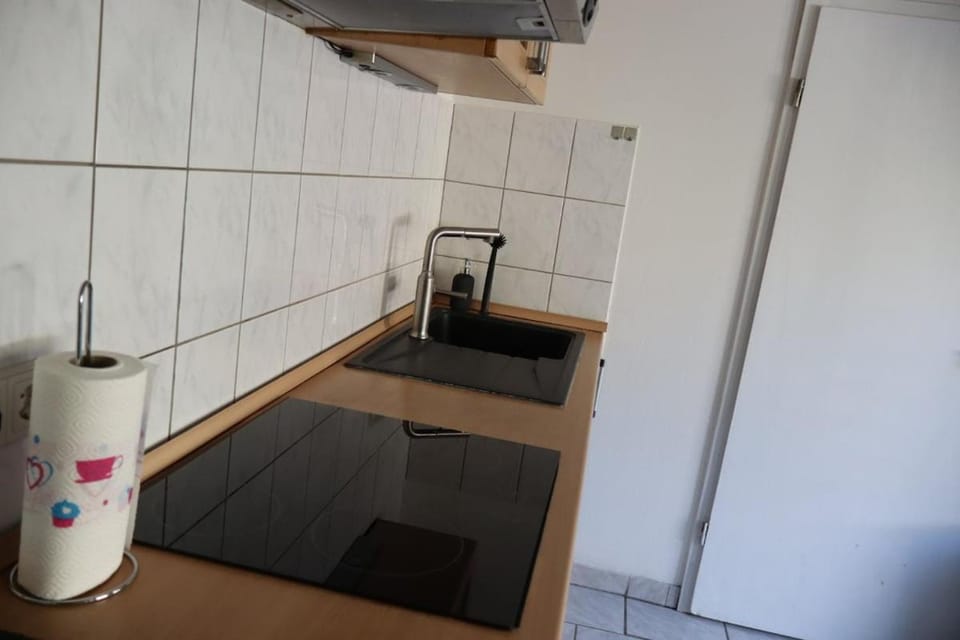 Premium - Reihenmittelhaus - 5 Min zur City & Hbf Villa in Mönchengladbach
