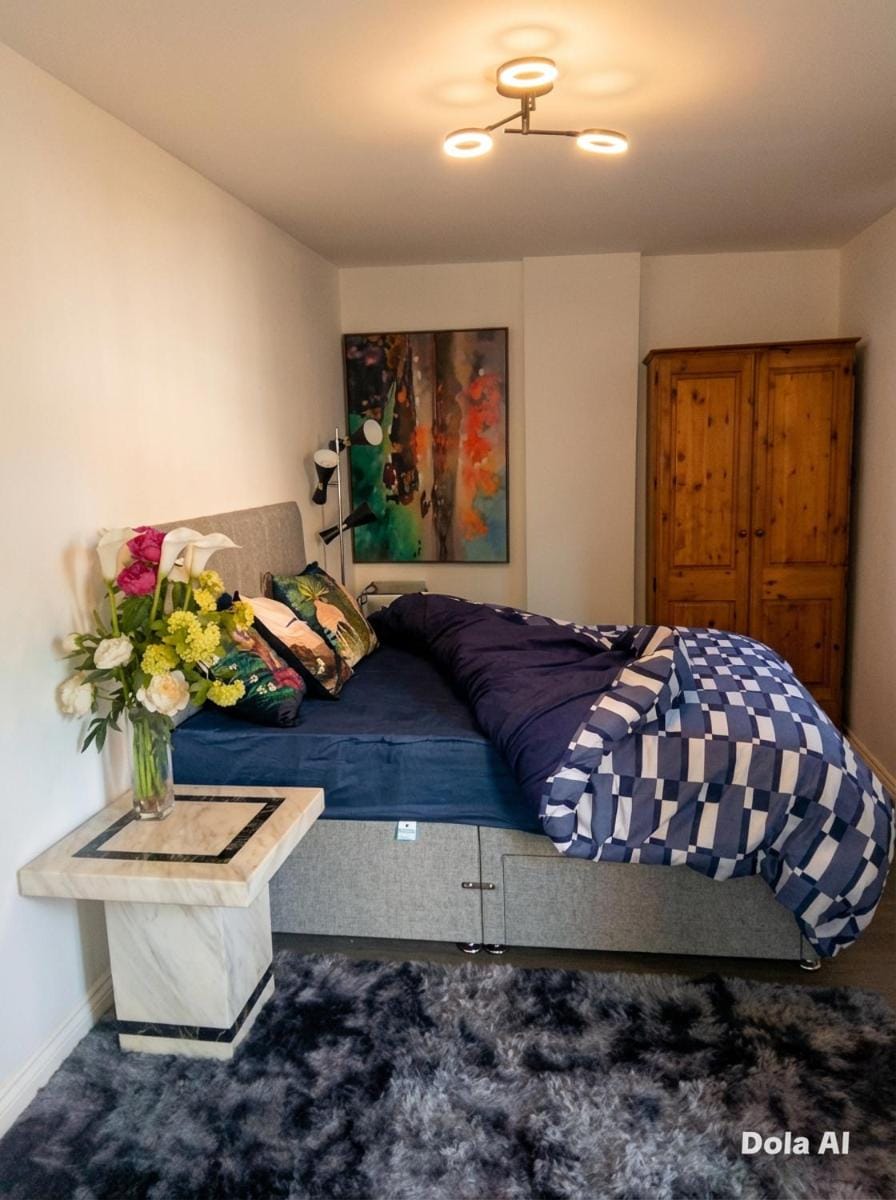 17 southview Avenue, Tilbury, RM18 7SA Bed and Breakfast in Grays