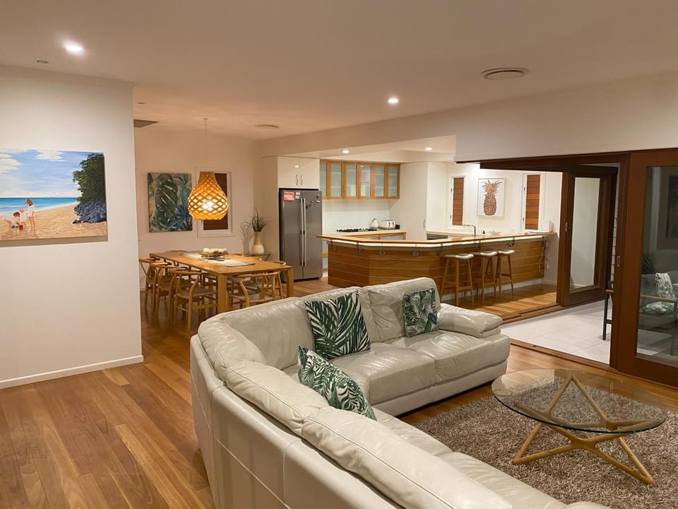Beautiful family beach house with pool adjacent to the bay's beach beach House in Hervey Bay