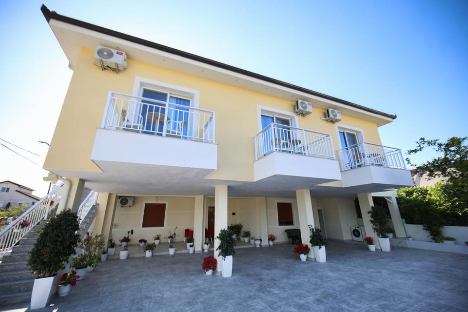 Rroom Cozy Apartment in Vlorë
