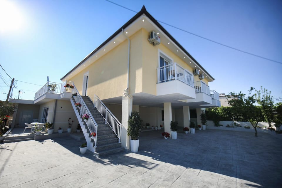 Rroom Cozy Apartment in Vlorë