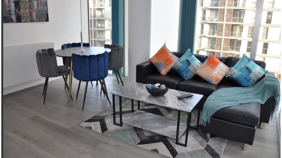 2 bedroom apt- Central MK- The Hub Apartment in Milton Keynes