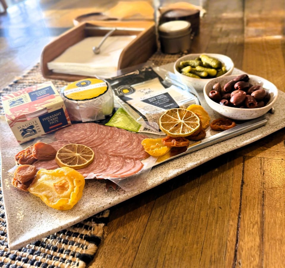 Food and drinks, Meals