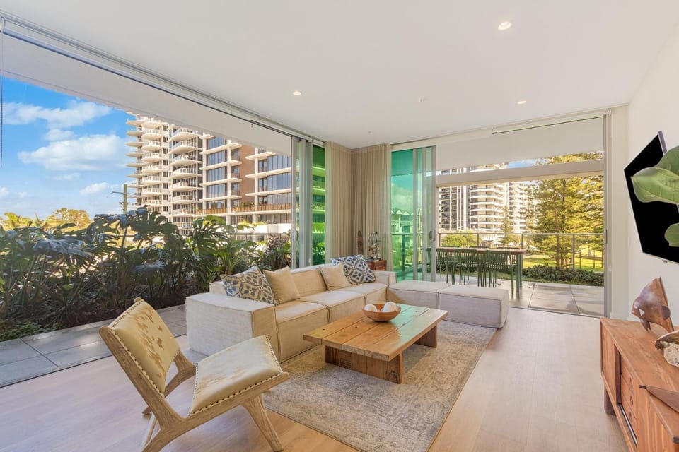 Miles at Kirra Point 204 Apartment in Tweed Heads