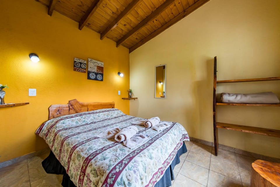 Apart Cabañas Para 2 personas con pileta climatizada Apartment in Villa Yacanto