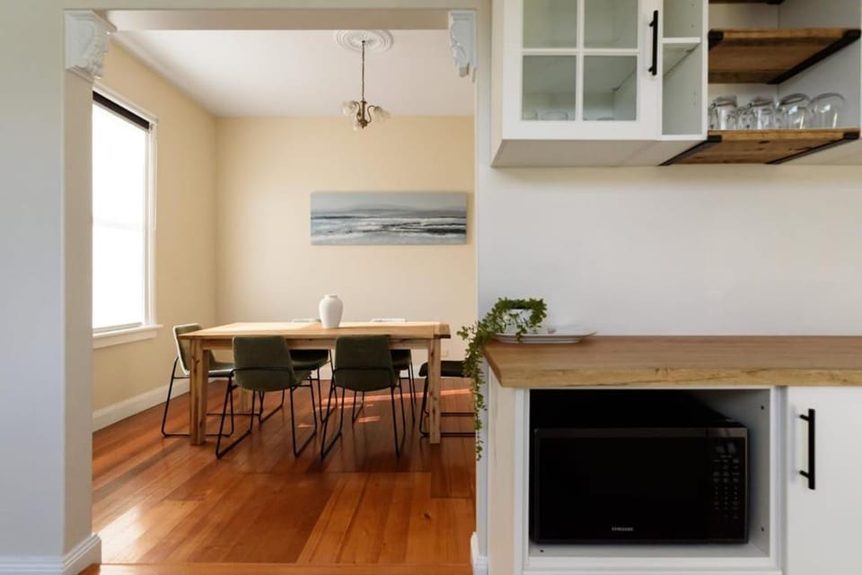 Renovated Character Home with Modern Comforts House in Launceston
