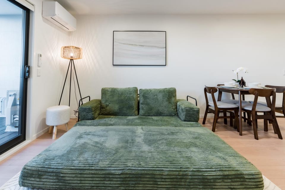 Bed, Living room, Seating area