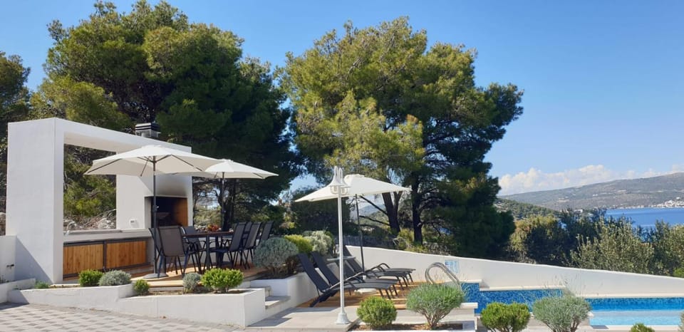 Villa Sena Apartment in Šibenik-Knin County, Croatia
