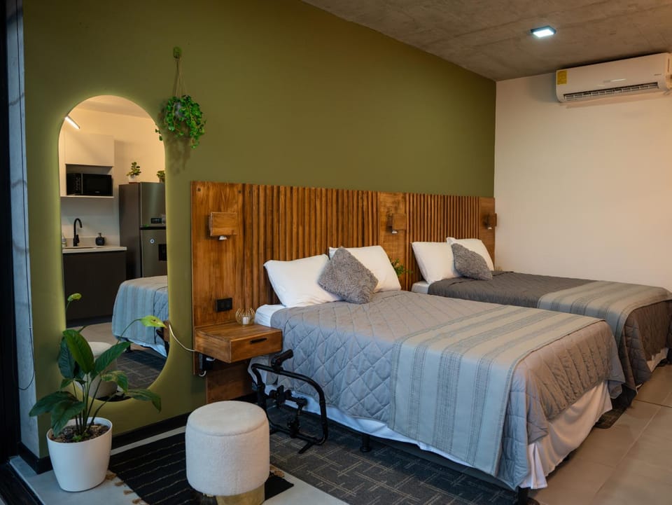Bed, Photo of the whole room, Bedroom, air conditioner