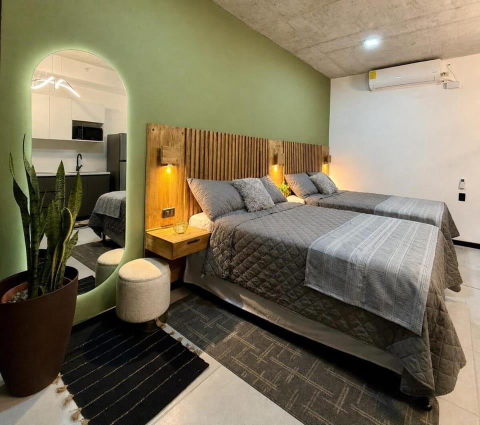 Bed, Photo of the whole room, Bedroom, air conditioner