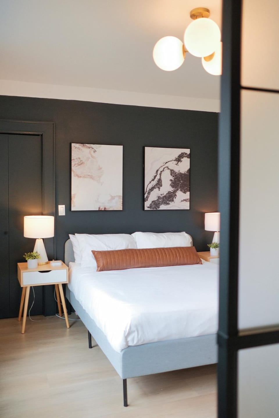 AC Walks to Cap Hill Parking Newly Renovated House in Capitol Hill